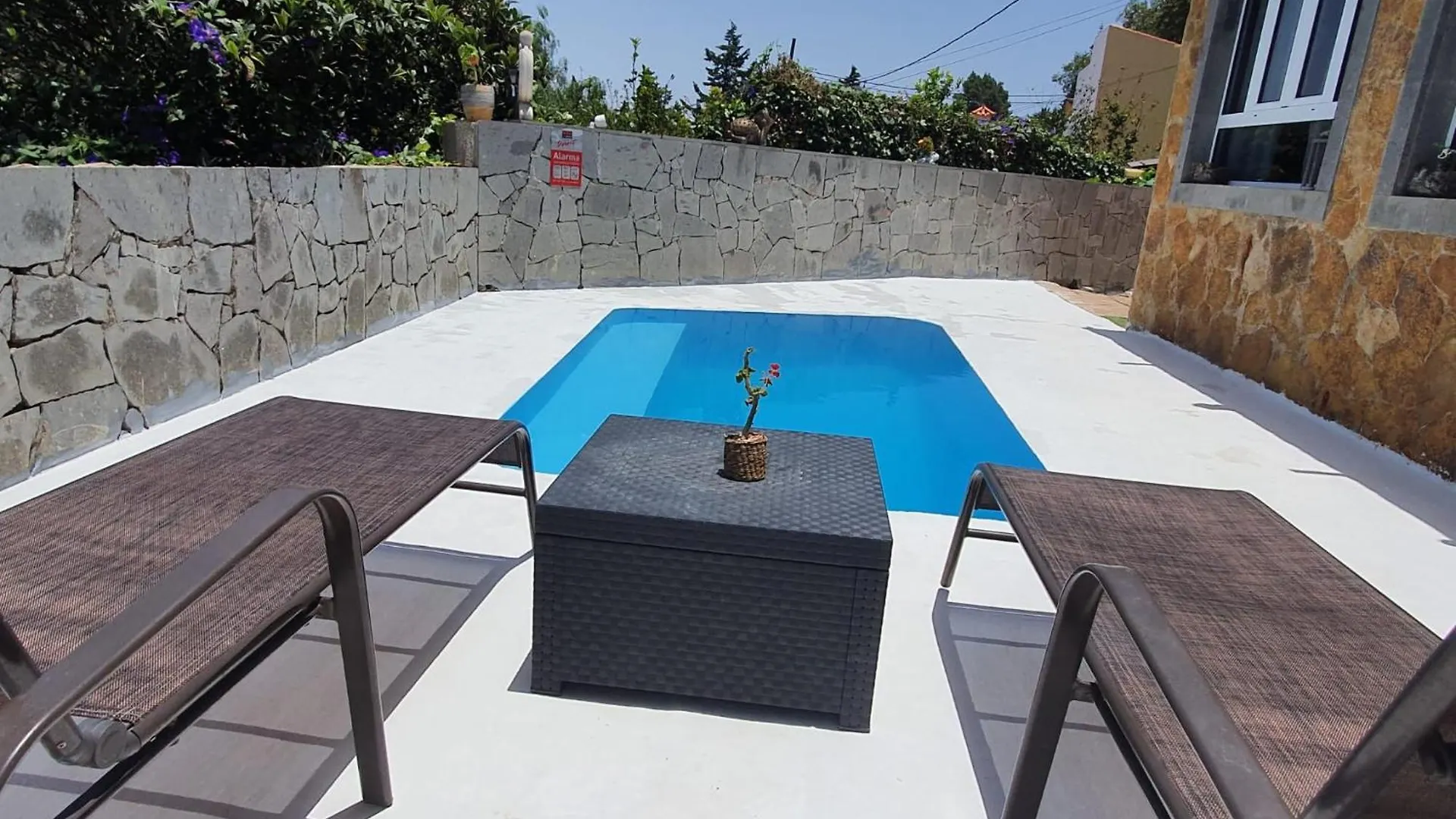 Villa De La Paz Arucas Spain